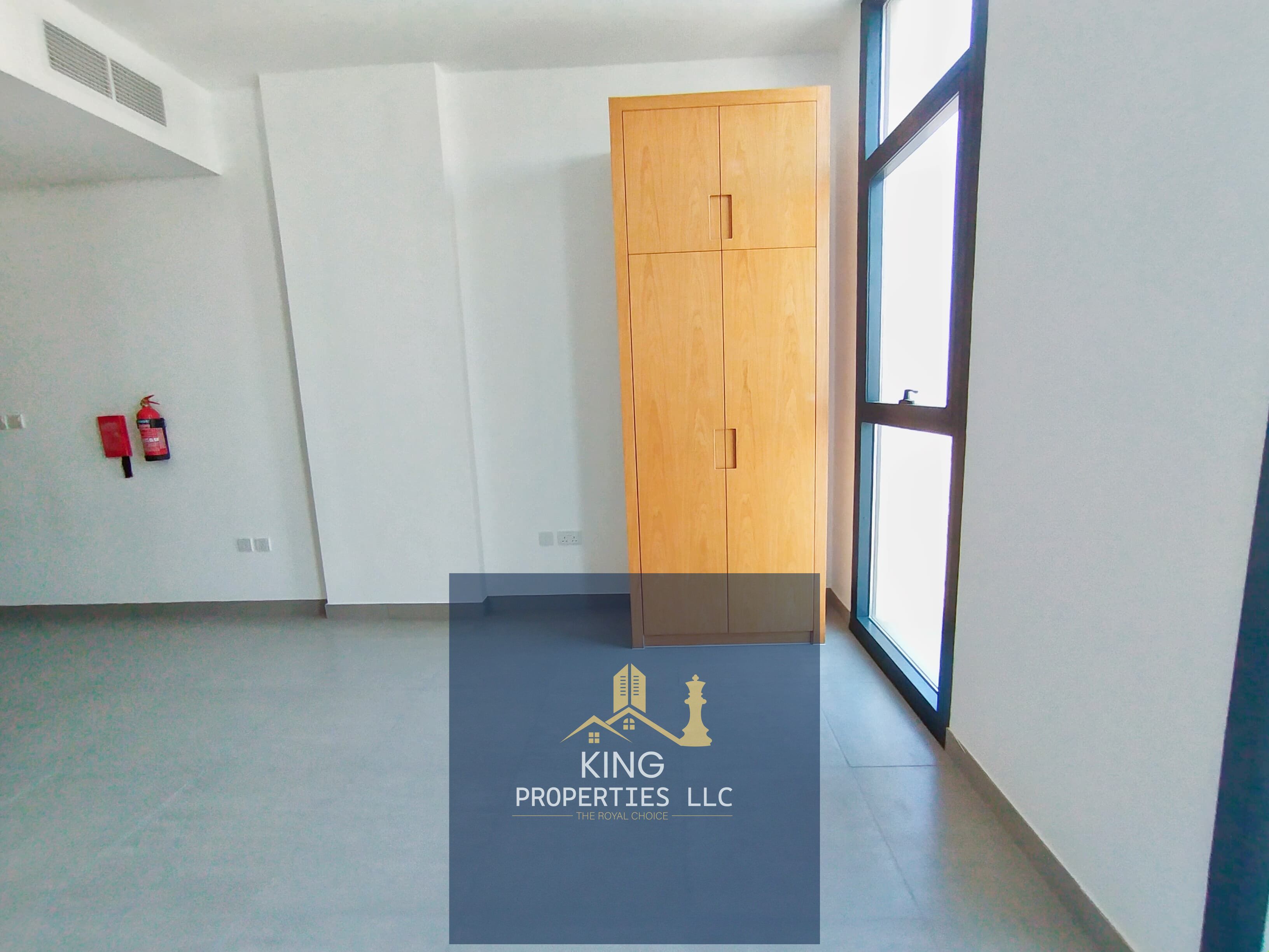 Stunning Views, partition Studio with Community view available for rented