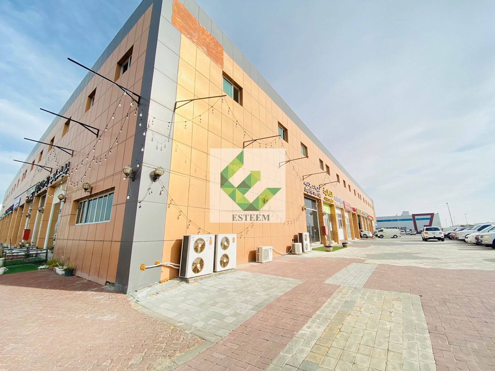 Live in Comfort: Affordable Staff Accommodation with Inclusive Utilities!