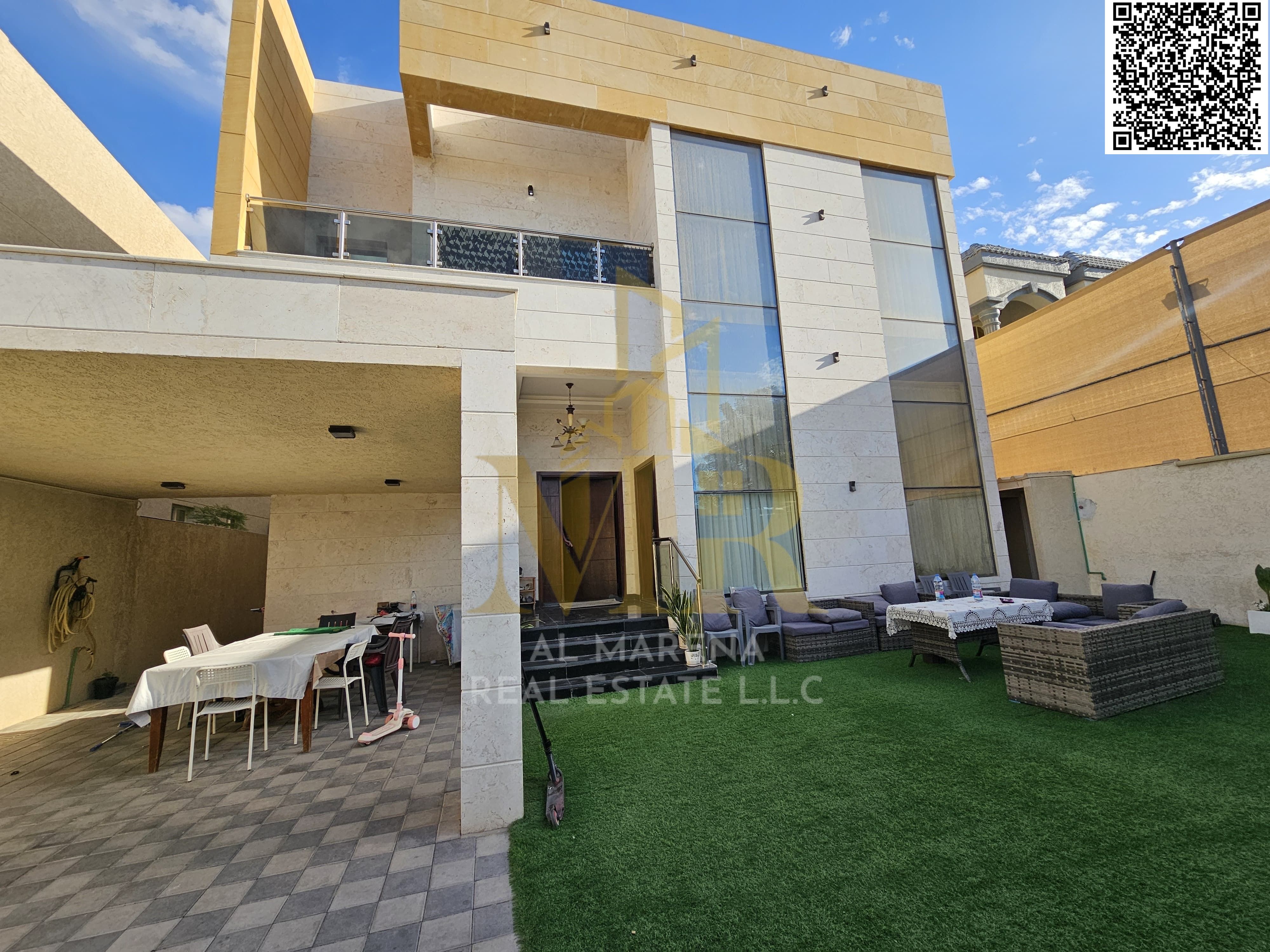 A golden opportunity to own your dream villa at a price that includes electricity, water and air conditioning in the heart of a prestigious area in Al