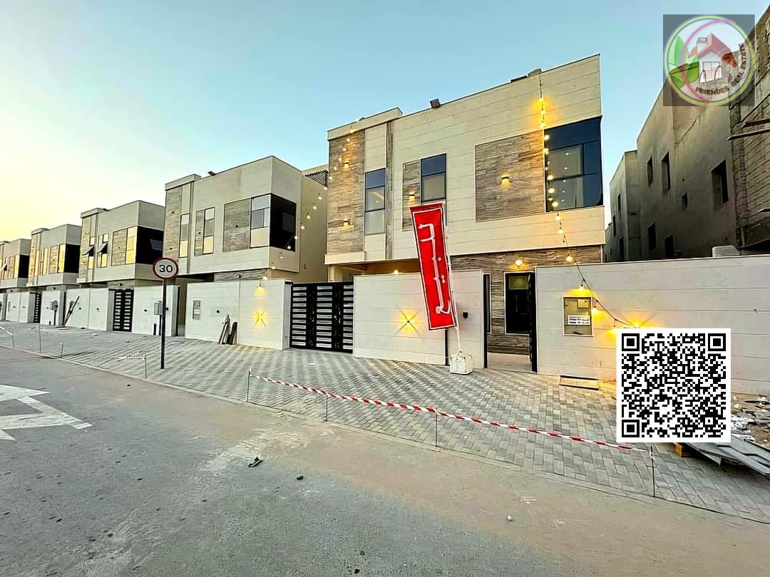 Own a villa with all registration fees included, in a prime location. Freehold ownership available to all nationalities. Close to all amenities. A lux