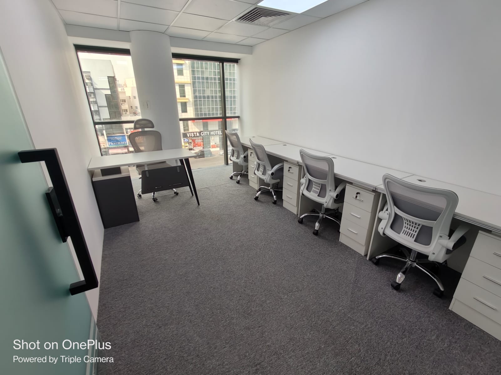 Office for Rent in Bur Dubai | Business Center with Ejari
