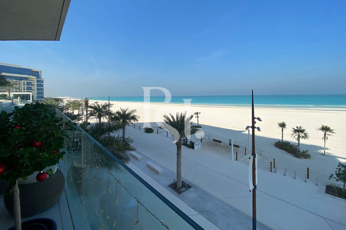 Beach House | Full Sea View | High Ceiling