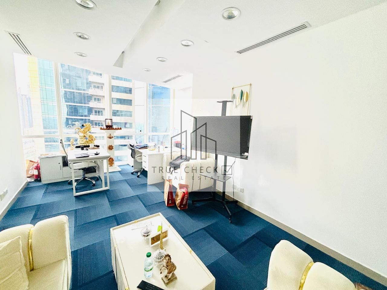 FULLY FURNISHED | NEARBY METRO | VACANT | HIGH FLOOR