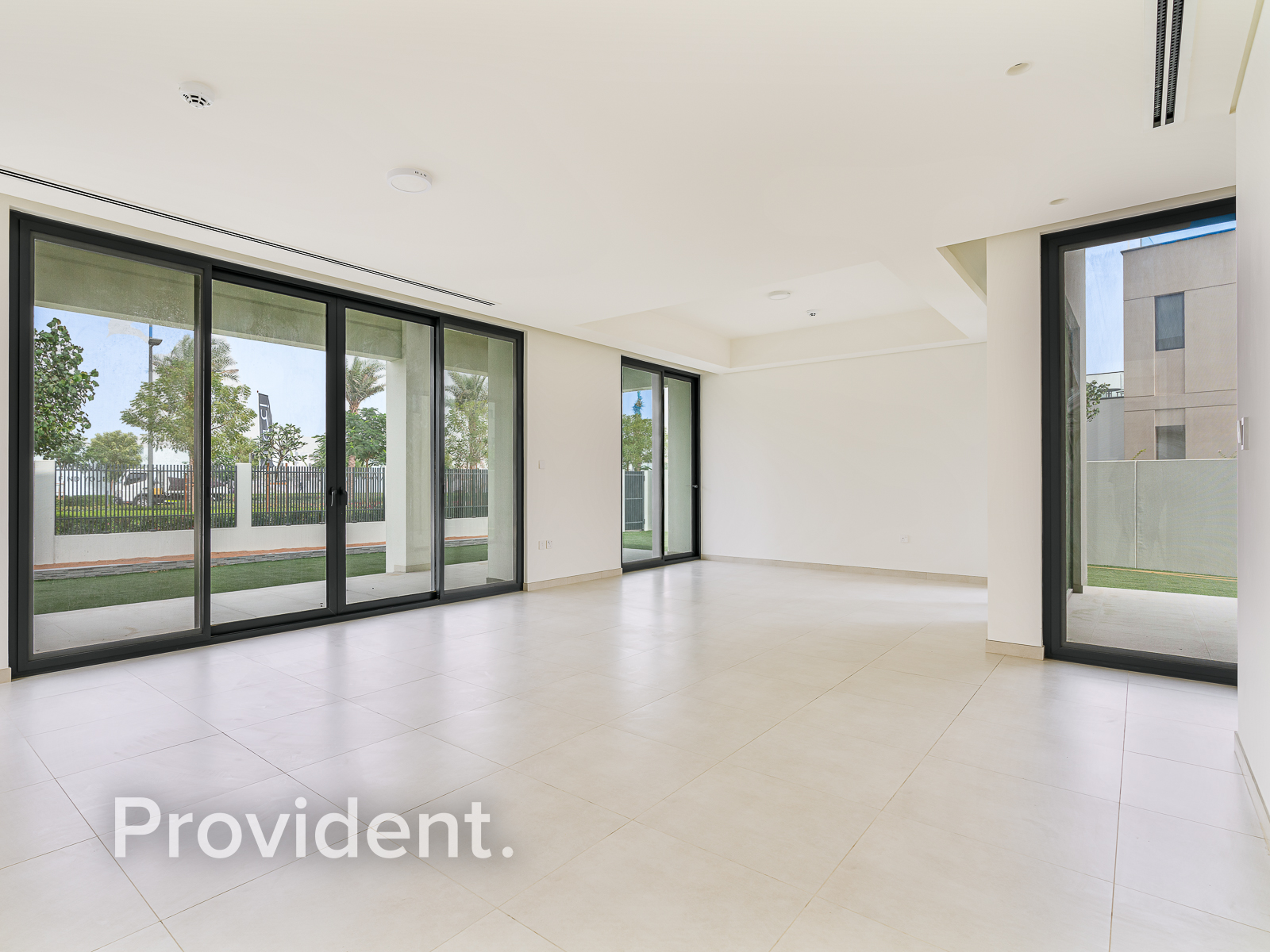 Big Plot | Corner Unit | Single Row
