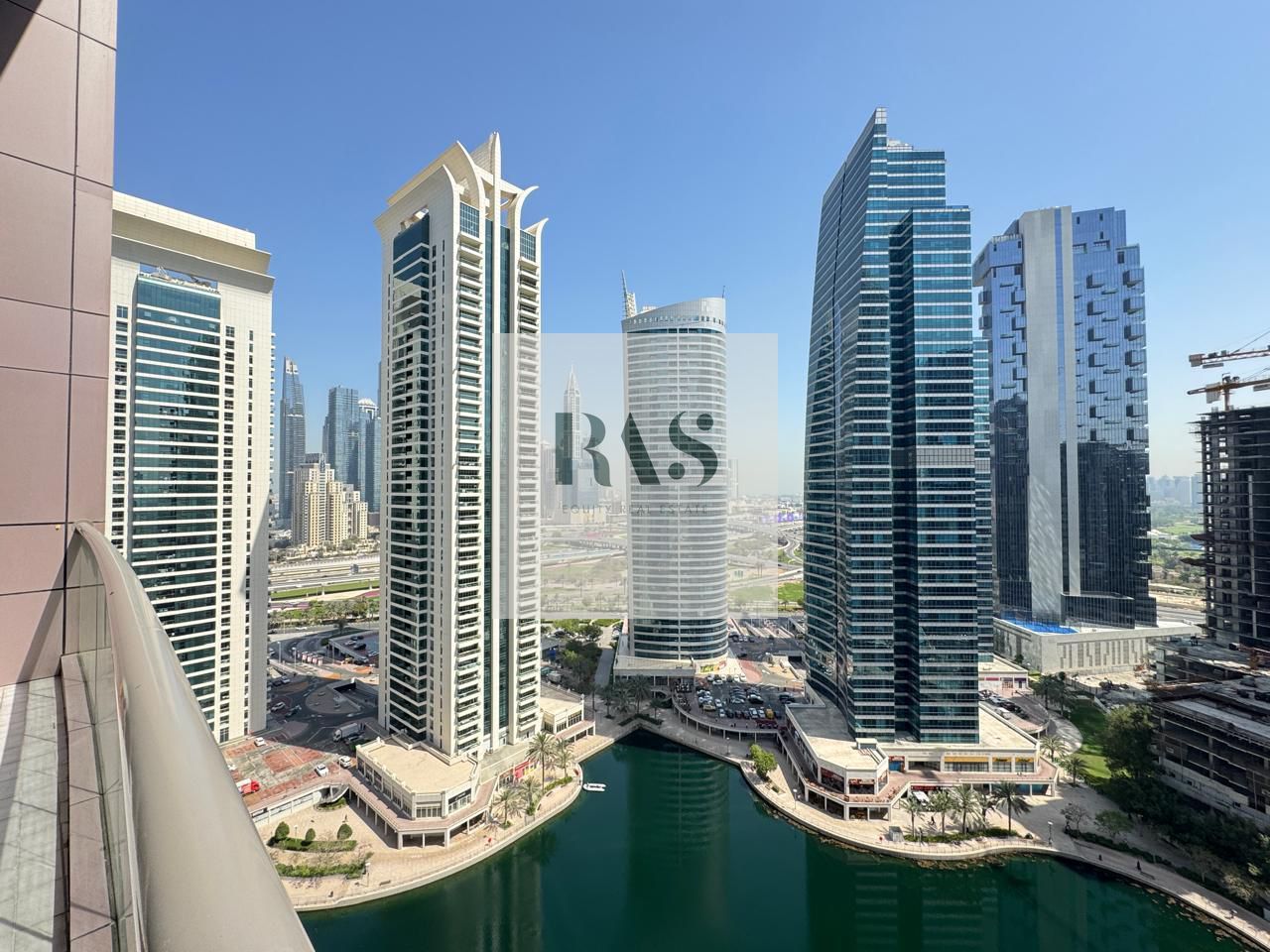 LAKE VIEW | FURNISHED | HIGH-FLOOR