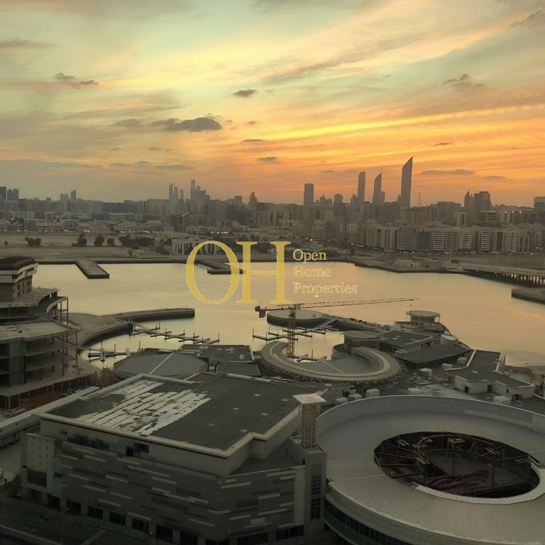 Contemporary Unit | Stunning Sea View | Prime Location