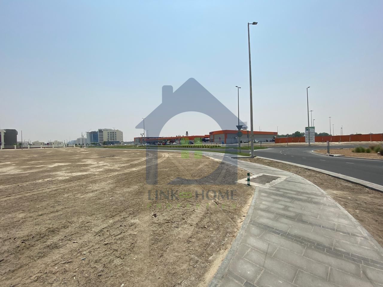 Corned Land | Spacious Layout | Prime Location