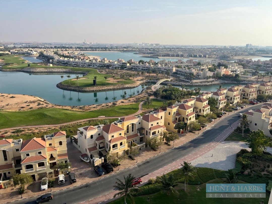 1 Bedroom for Rent Al Hamra Village - High Floor - Fully Furnished