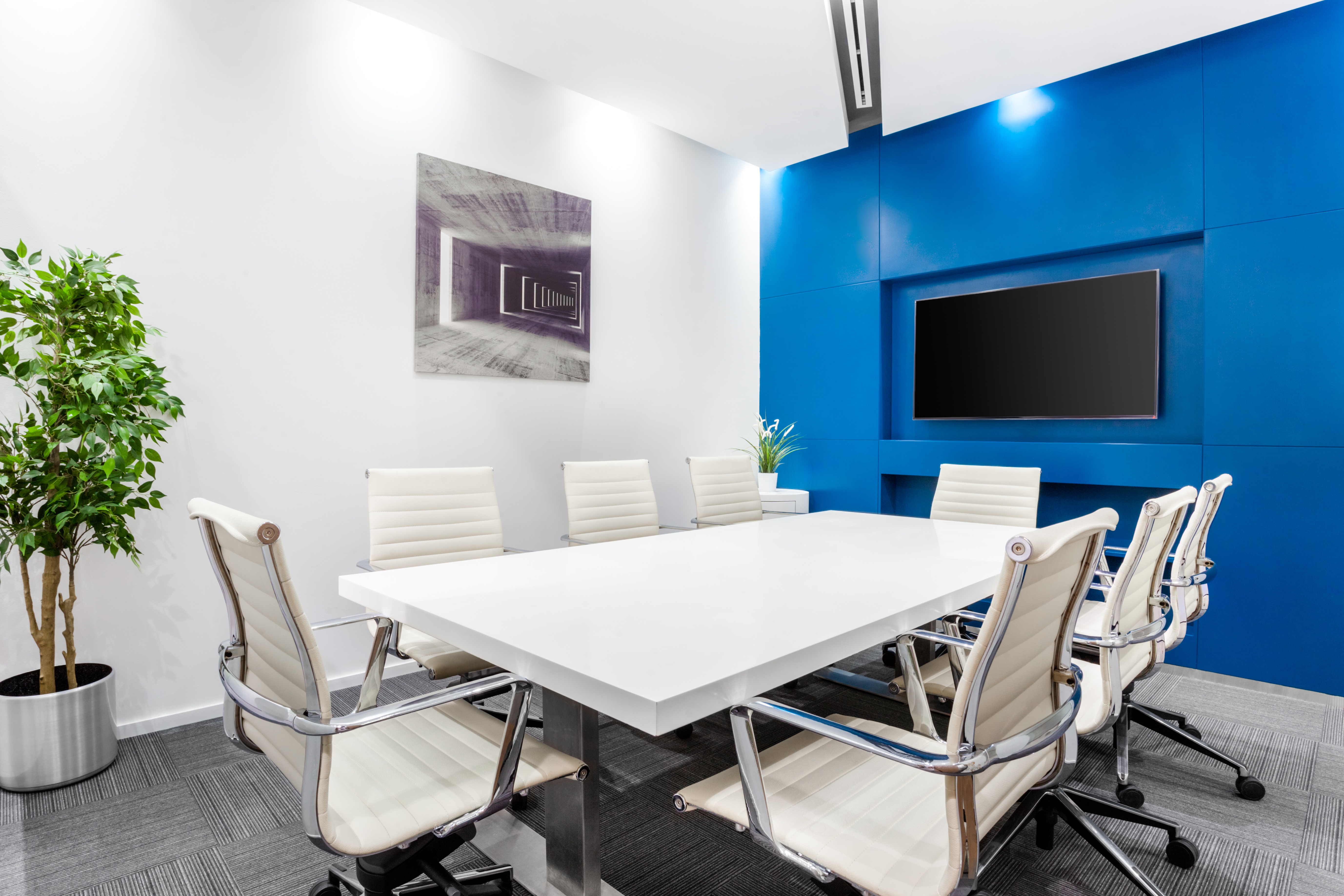 Move into ready-to-use open office space for rent for 10 persons in AJMAN, Corniche Sharjah