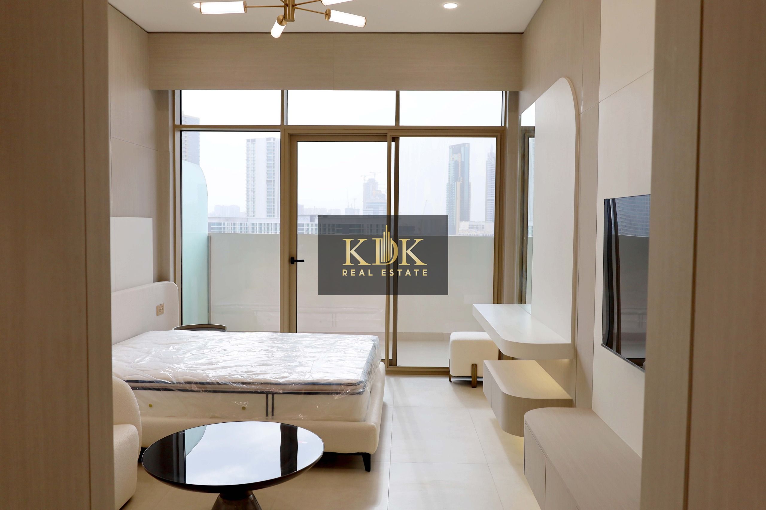 Fully Furnished | Cozy Studio | Community View