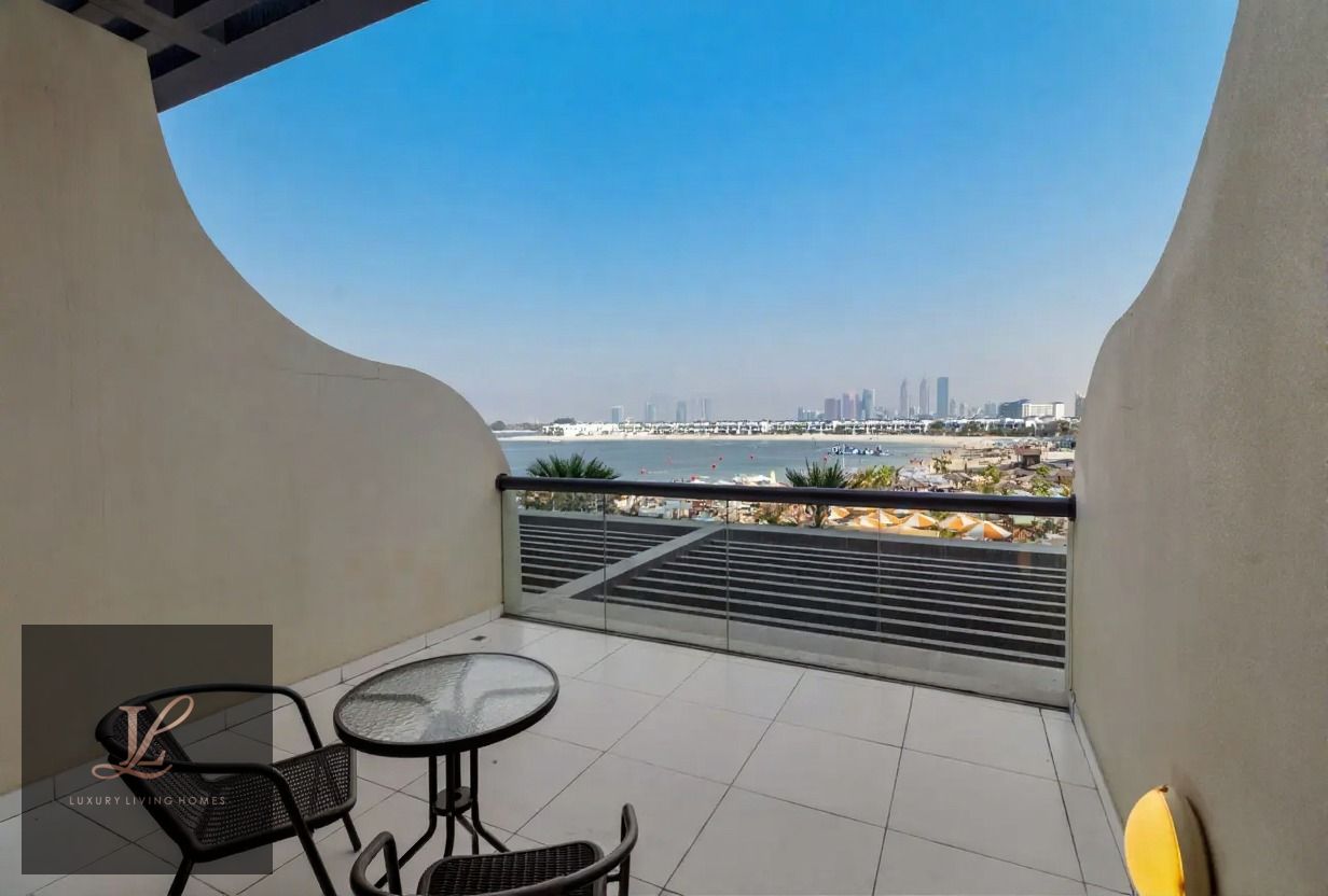Fully Furnished | Elegant Studio | Stunning Sea View