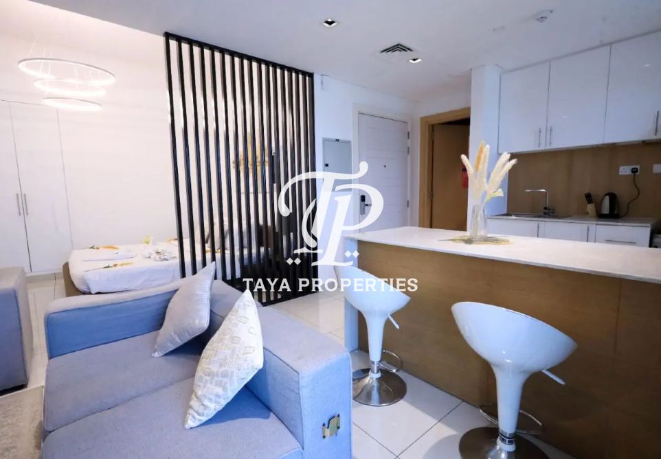 Modern Studio | Private Balcony & Amenities | Convenient lifestyle