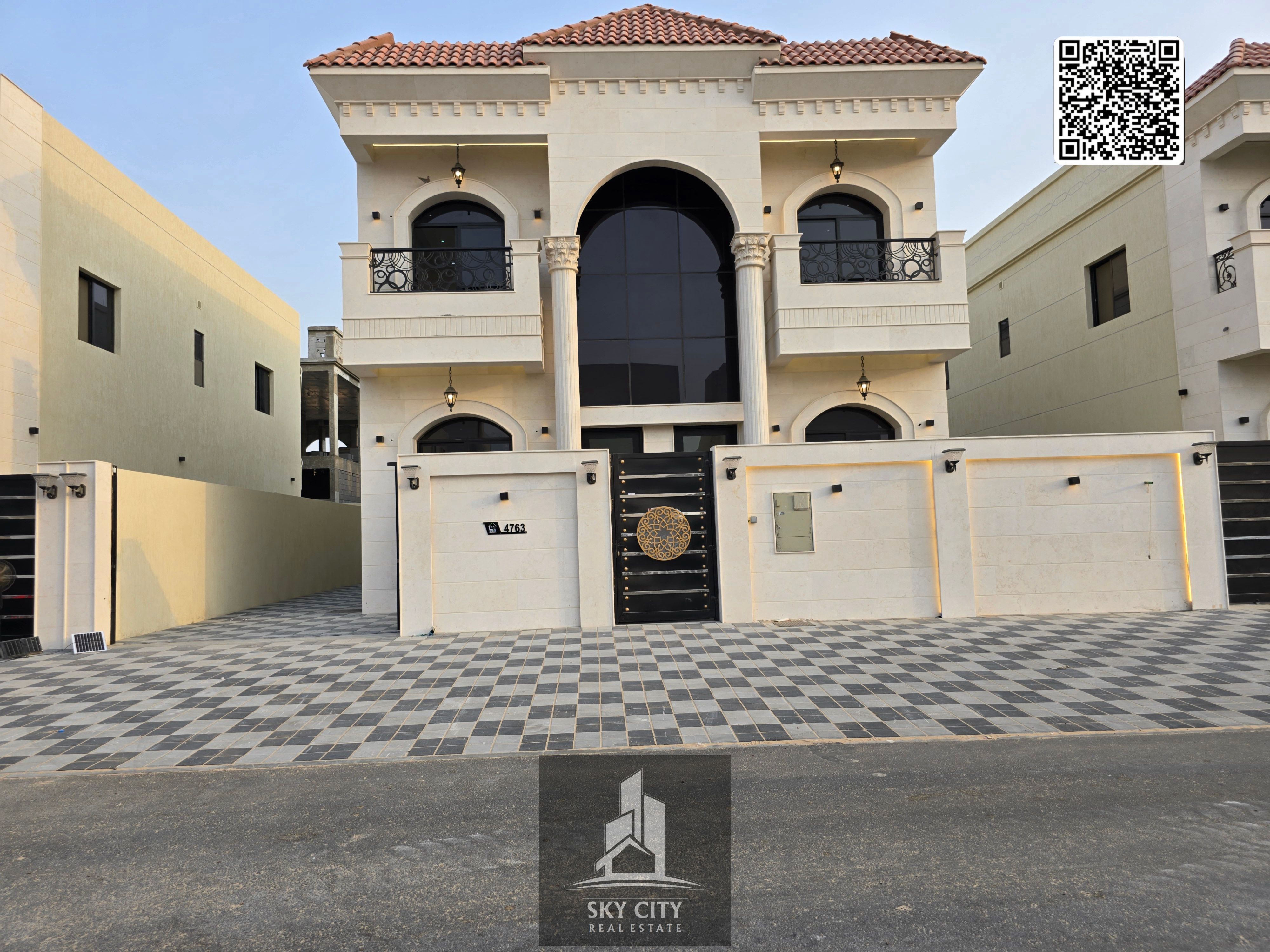 Classic villa for sale in Al-Haliu area