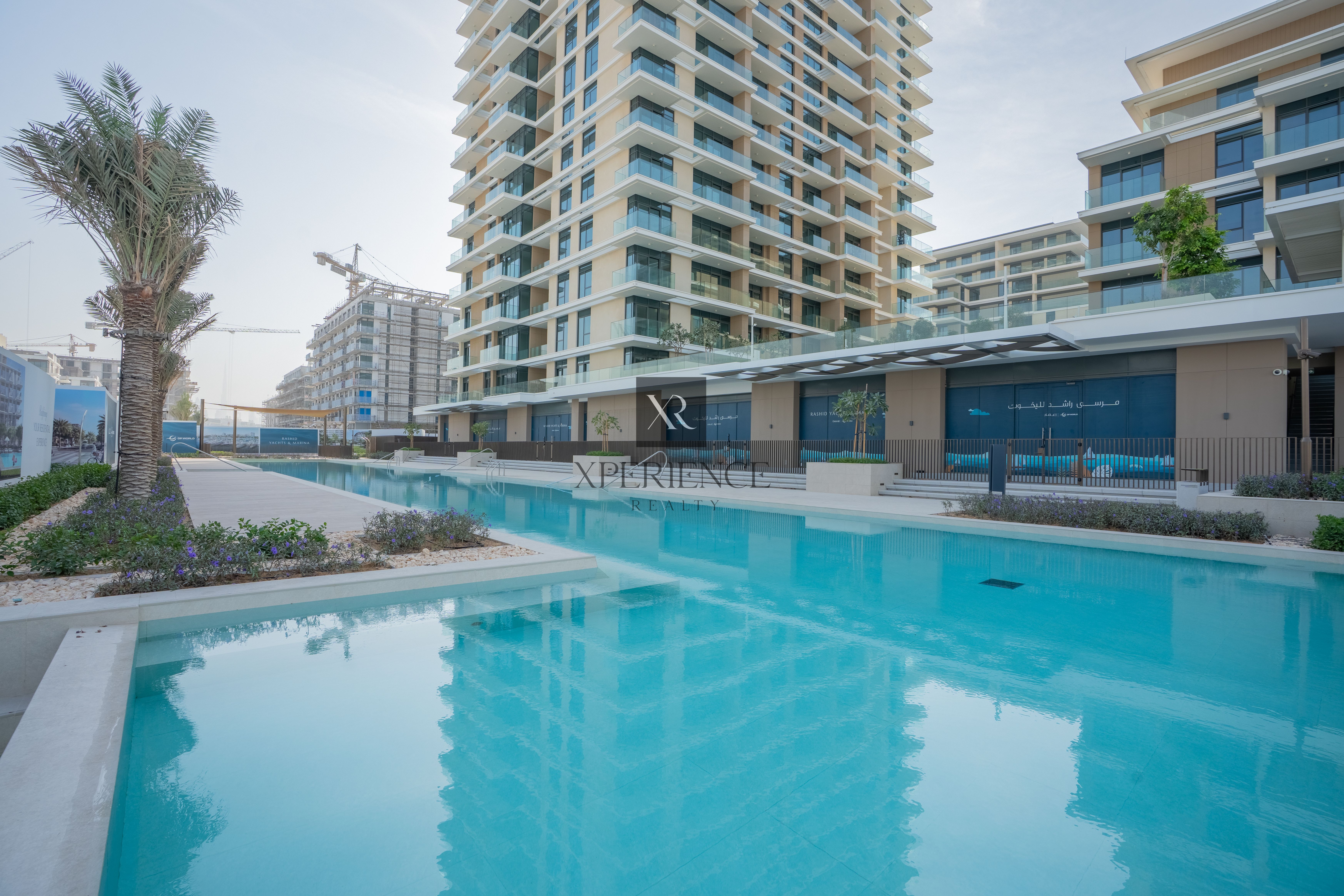 COMMUNITY EXPERT | CANAL POOL VIEW | CORNER UNIT | RESALE