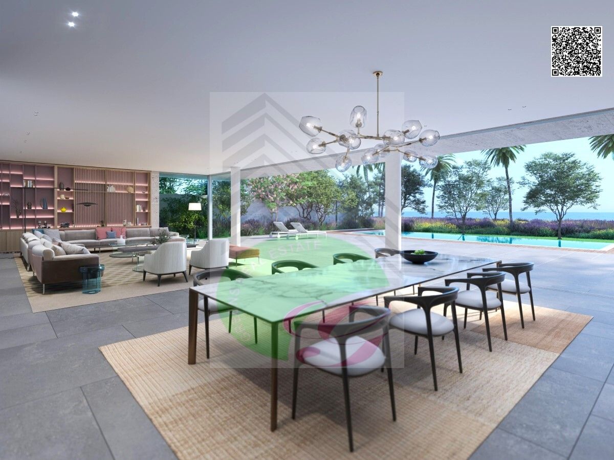 1st Row | Refined Seaside Living | Resort like Mansion