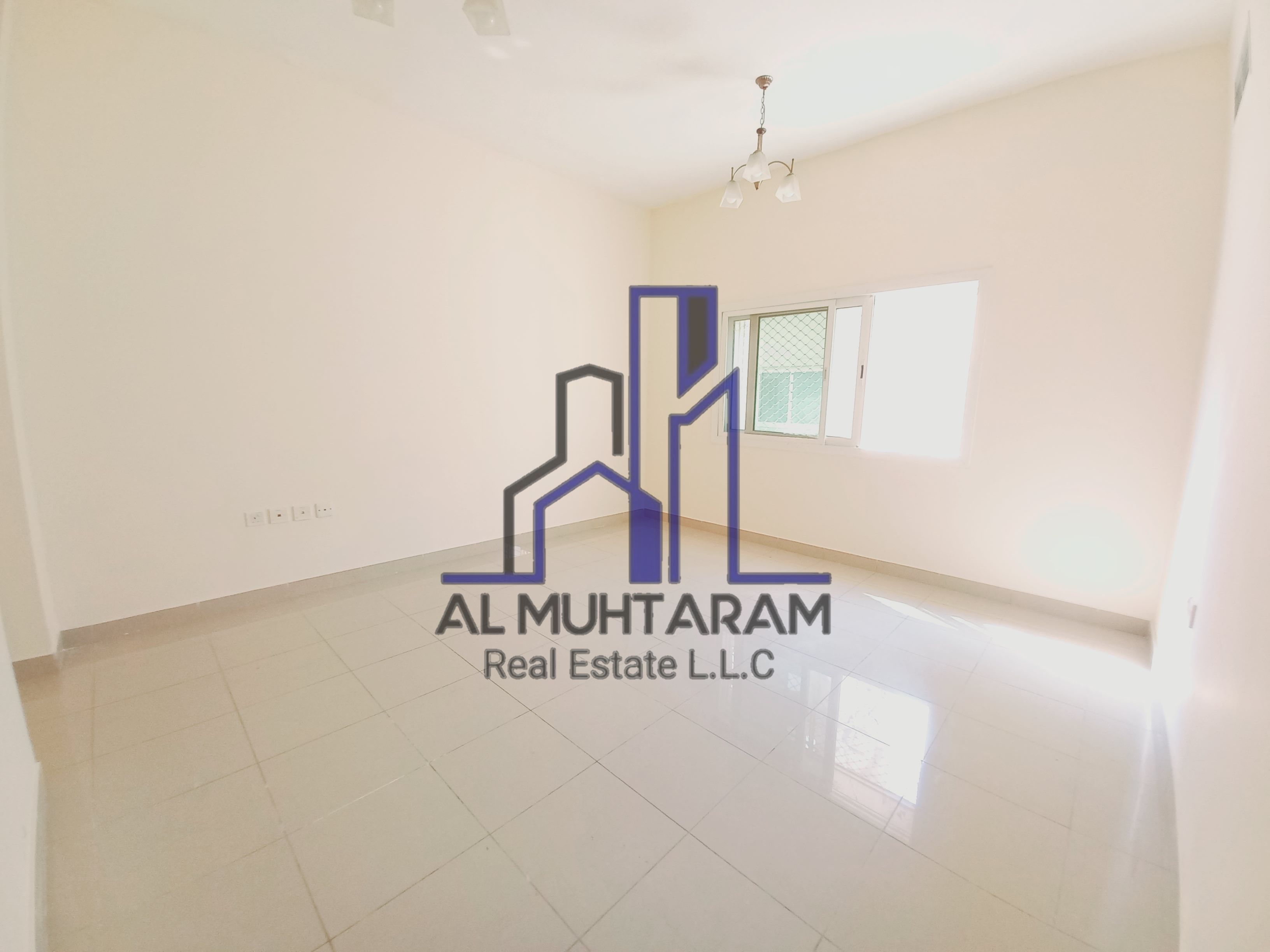Luxurious 1BHK on Prime Location near Safari Lulu