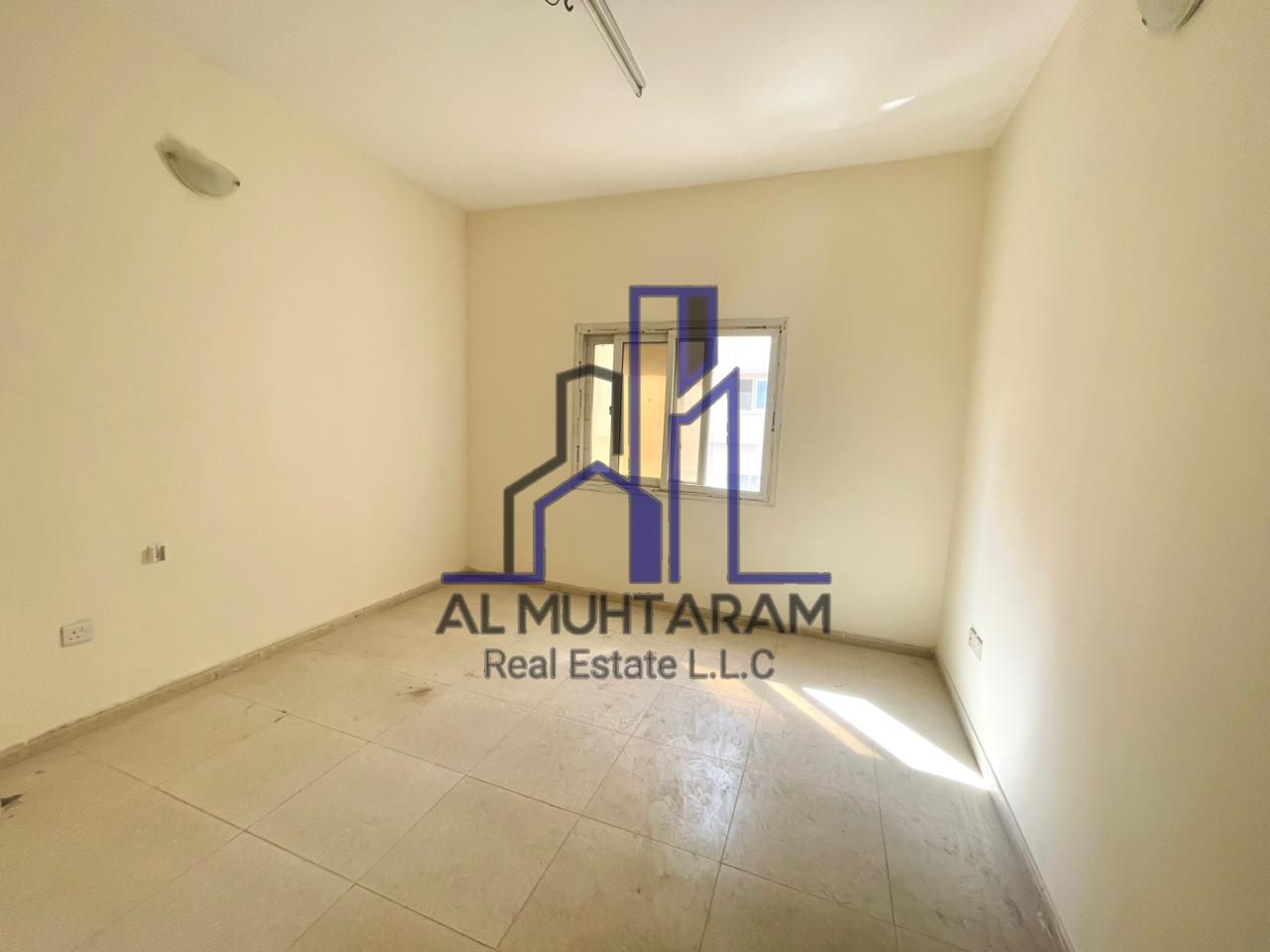Luxury 1bhk apartment no deposit