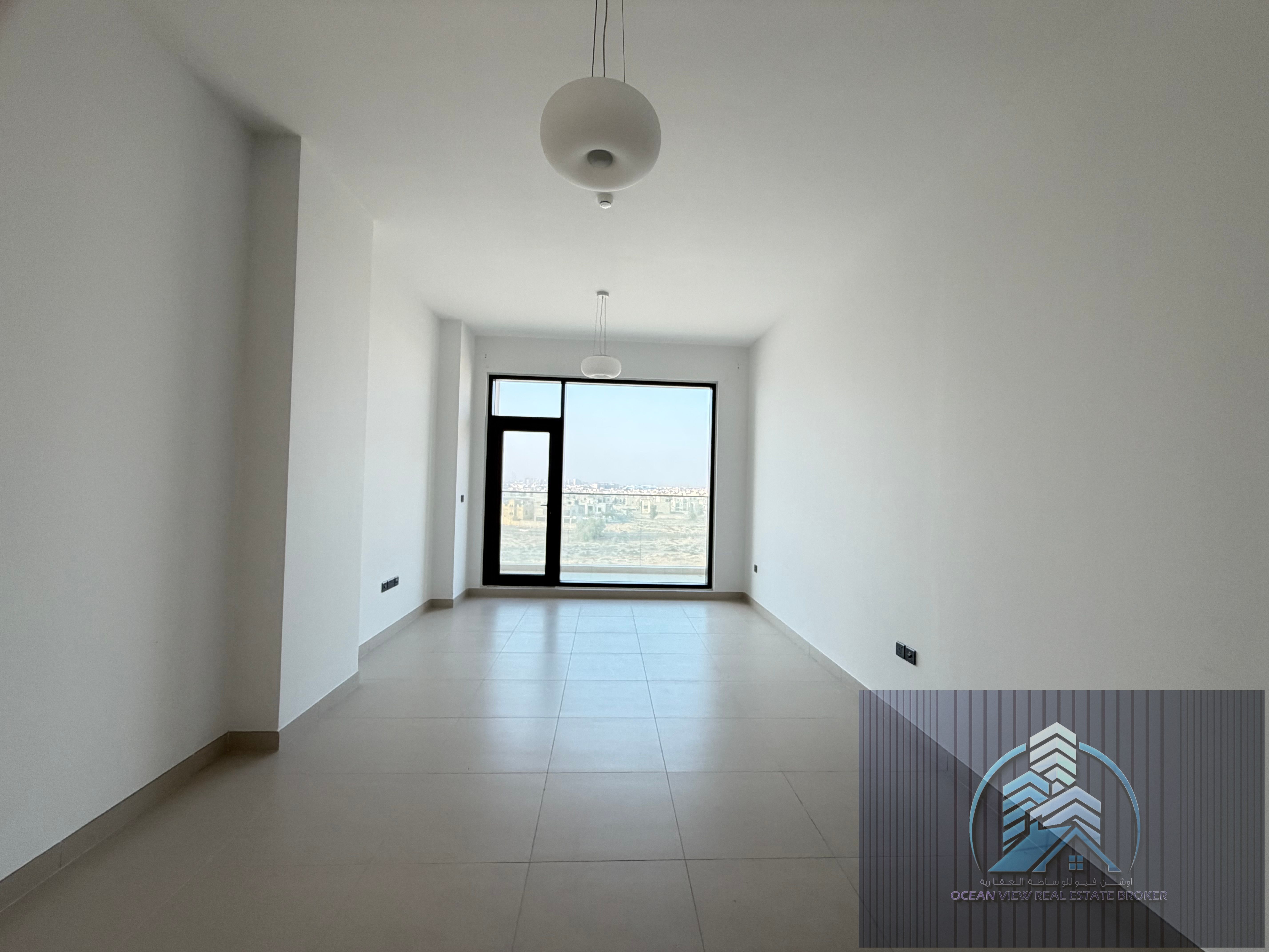 BRAND NEW LAVISH 3BHK APARTMENT HUGE SIZE WITH ALL AMENITIES ONLY IN 150k