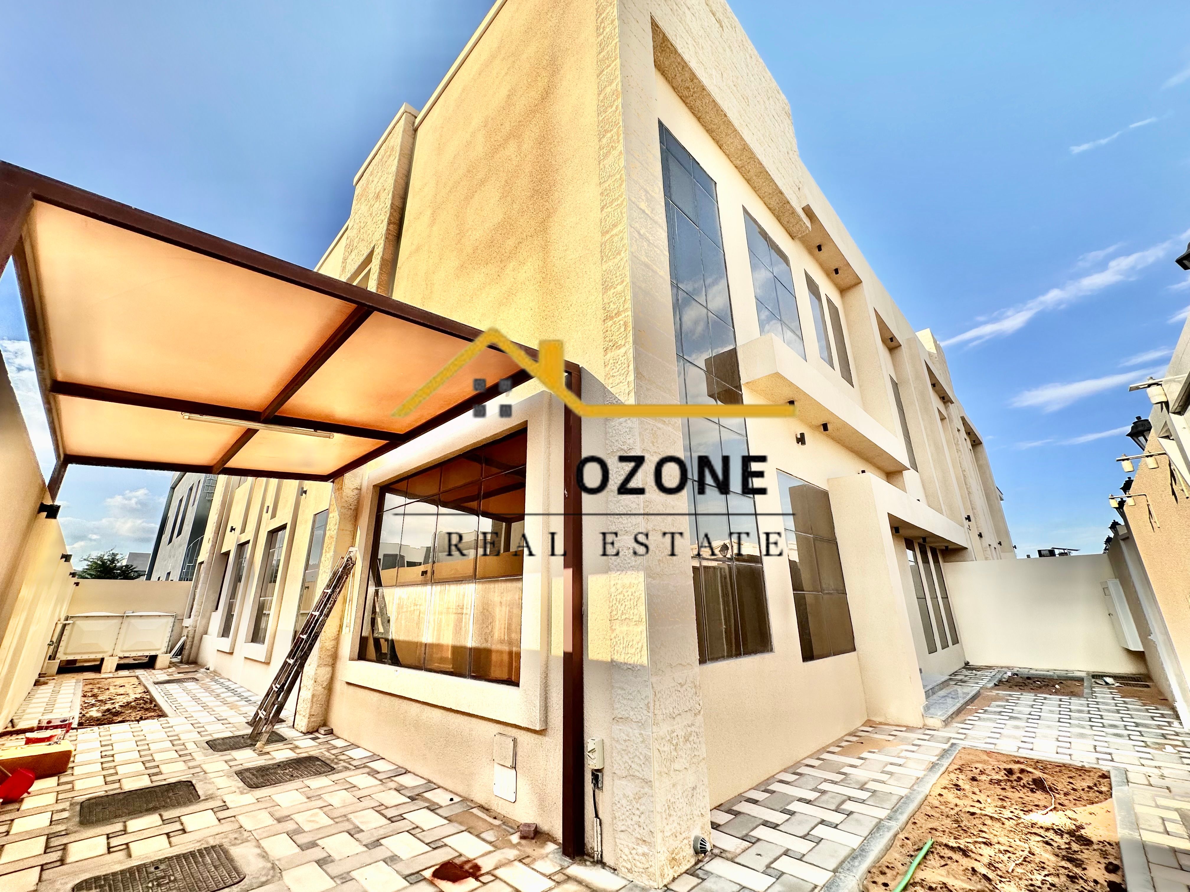 Luxury Villa All Master 5 Bedrooms For Rent Majlis + Maid All Amenities