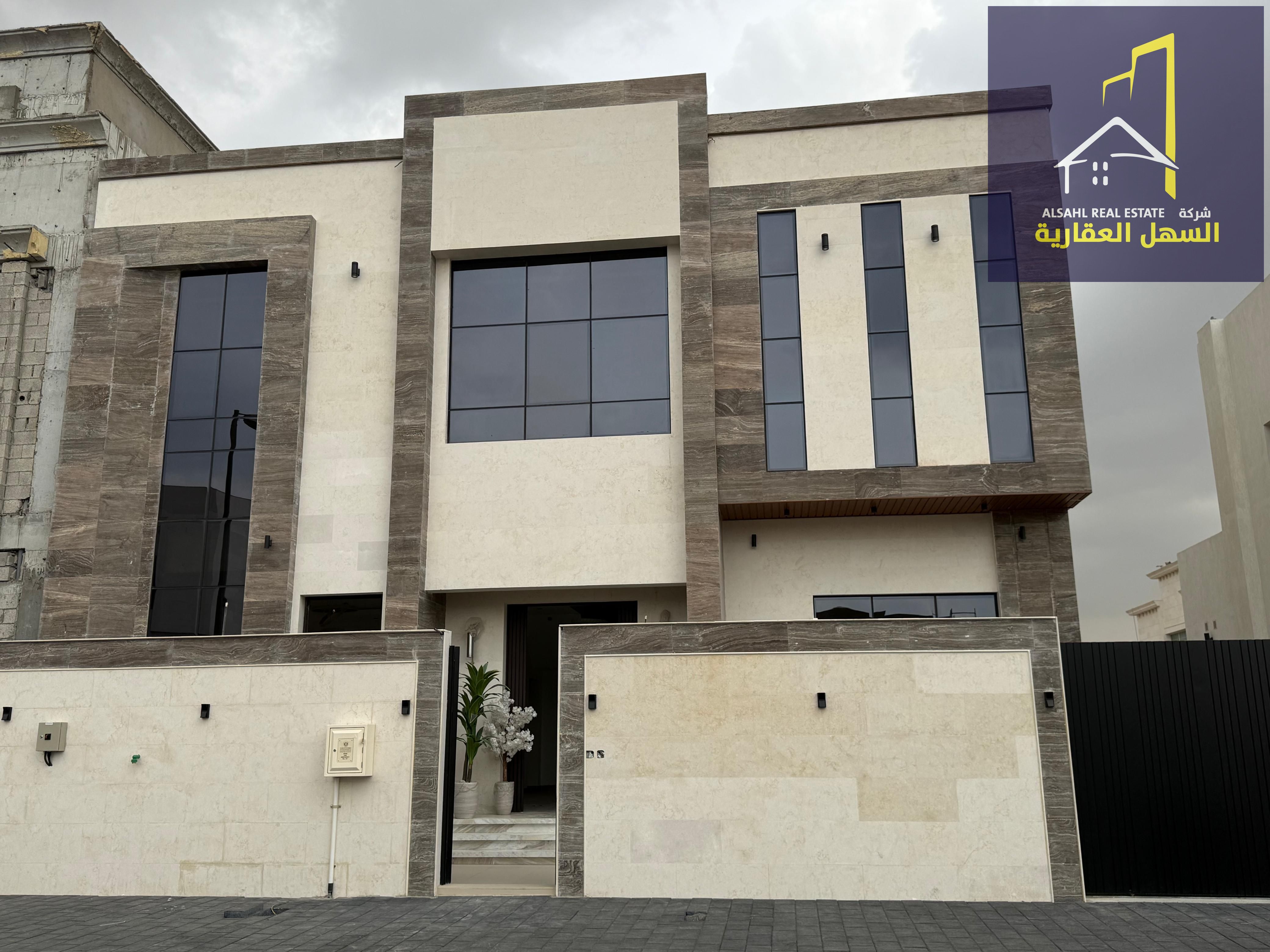 Villa for sale in Al-Hawshi area, super deluxe finishing, first occupancy