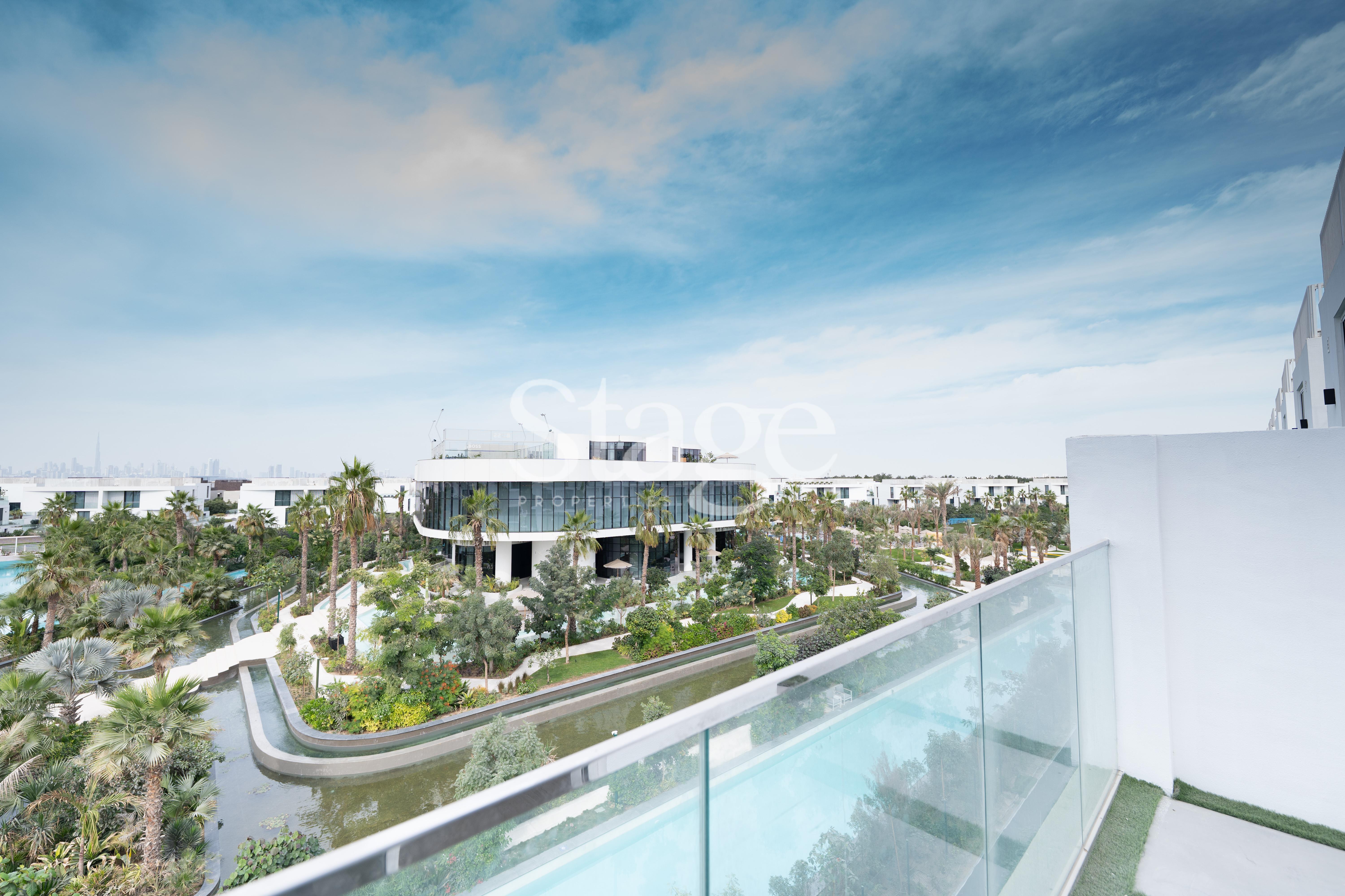 Single Row Best View in Ixora | Luxury 4 Bdr Villa