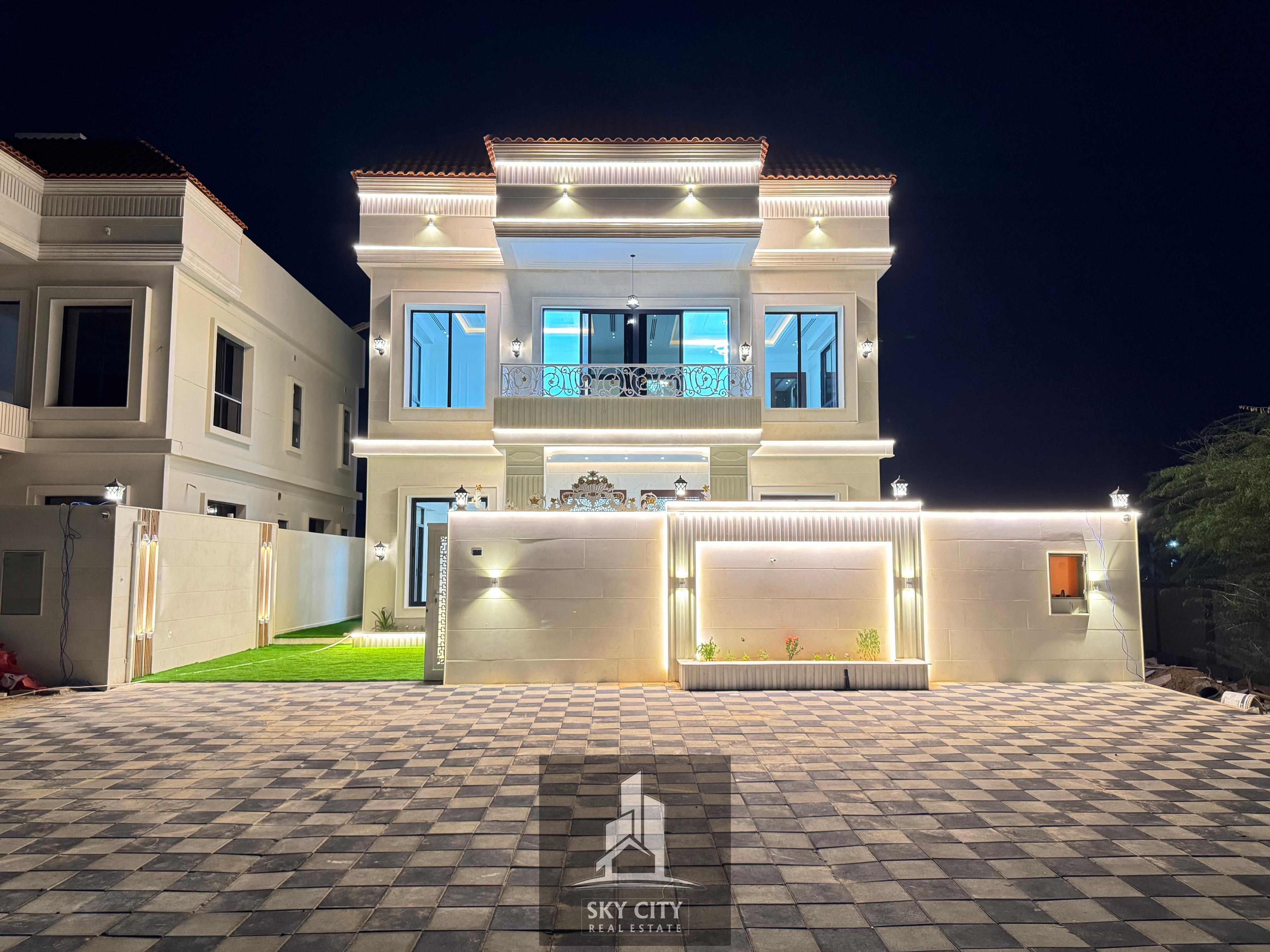 For sale directly from the owner: a villa with a high-end finish, directly opposite a park, in a prime location near Sheikh Mohammed Bin Zayed Road.