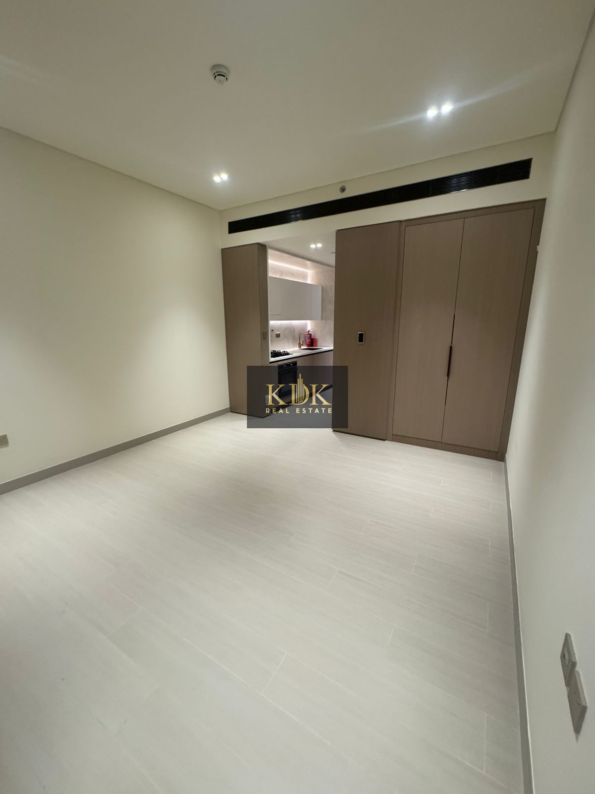 Pool View | Prime Location | Ready To Move
