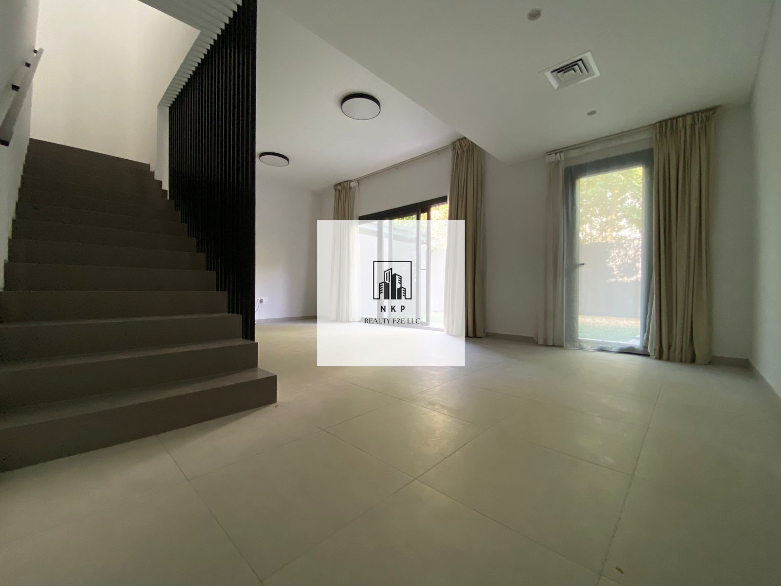 Elegant 3 bedroom townhouse for sale in Sarab community