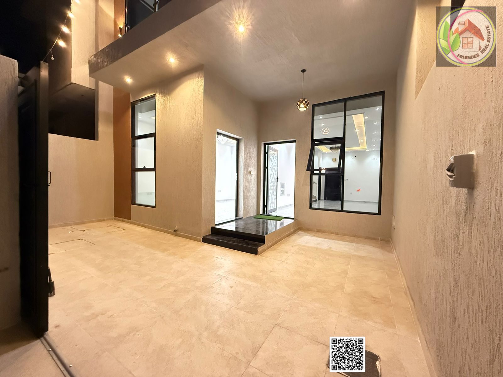 For sale: Luxury townhouse in Al-Haliyo - three floors (ground - first - roof), quiet location, ready to move in immediately, price includes registrat