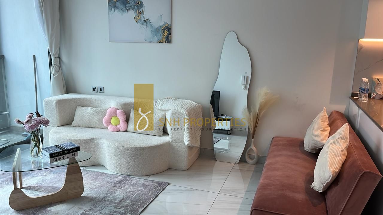 FULLY FURNISHED | COMMUNITY VIEW | READY TO MOVE IN