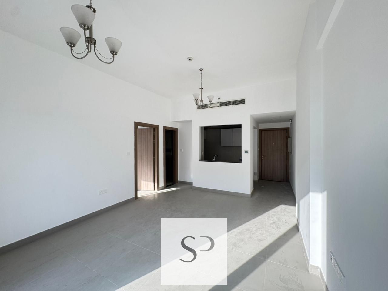 BRAND NEW | VERY SPACIOUS | READY TO MOVE