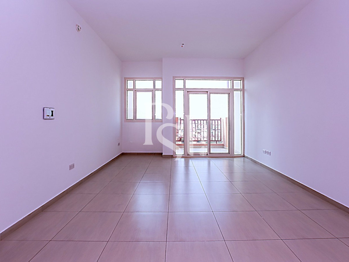 2 Balconies | Prime Location | Exclusive with Us