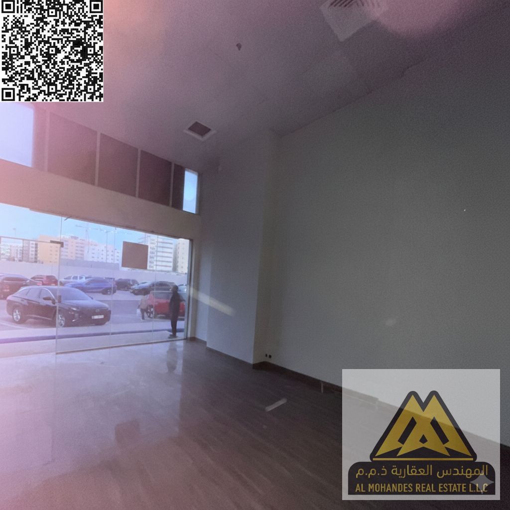Commercial shop - strategic location - spacious - close to all services
