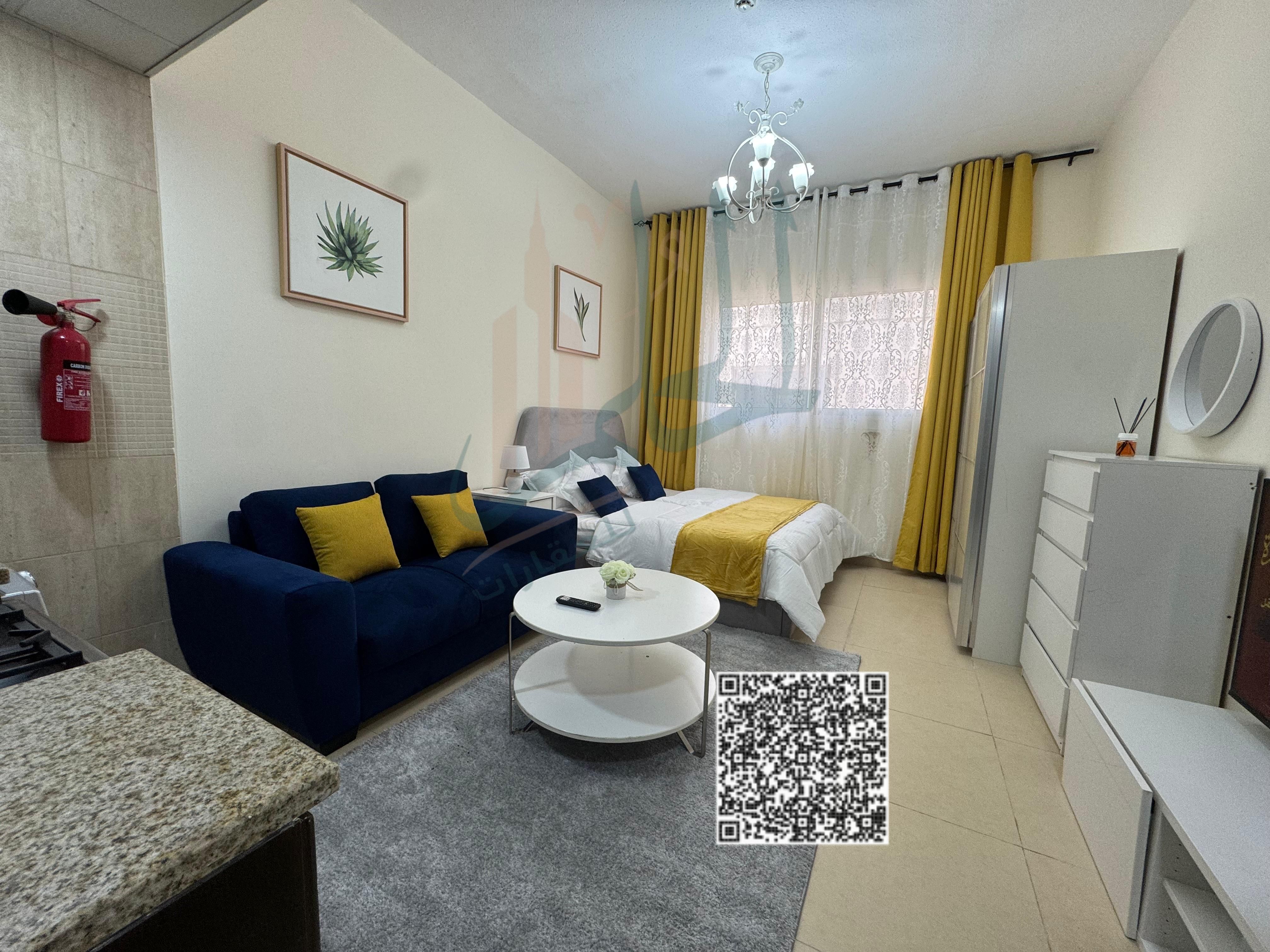 Furnished studio with a large area and a separate kitchen First floor for monthly rent in Ajman, Al Yasmeen Towers Monthly rent of AED 3,500, includin