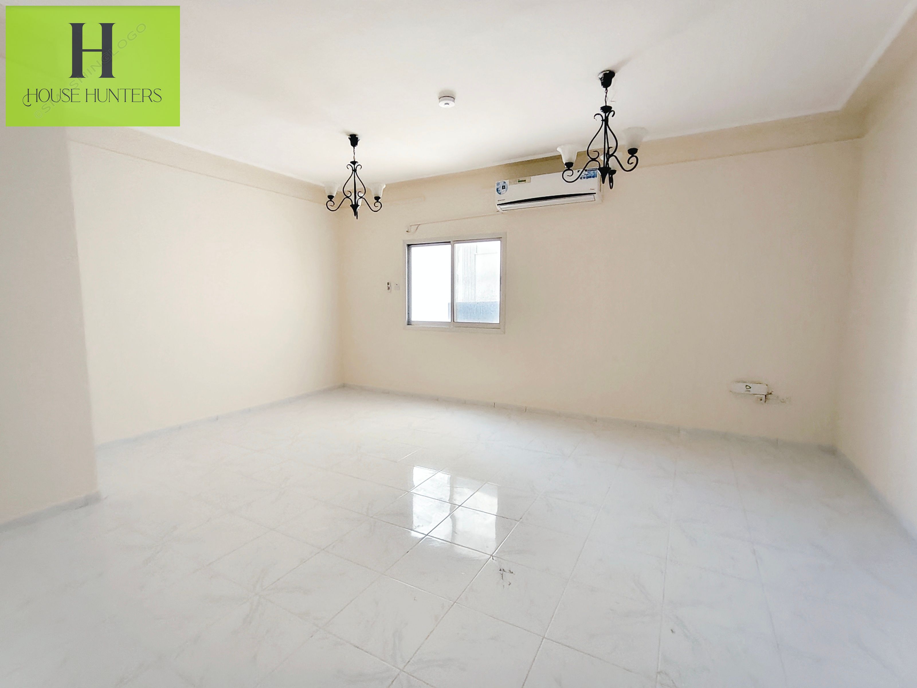 Cheapest Price! Spacious 2BHK | 6 Cheque Near Al Majaz Park In Al Majaz2