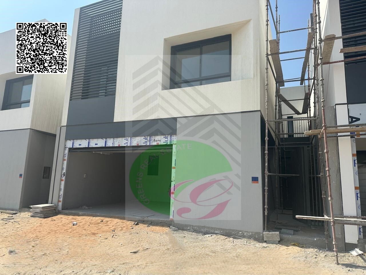 Prime investment opportunity in District 9 | Free Hold