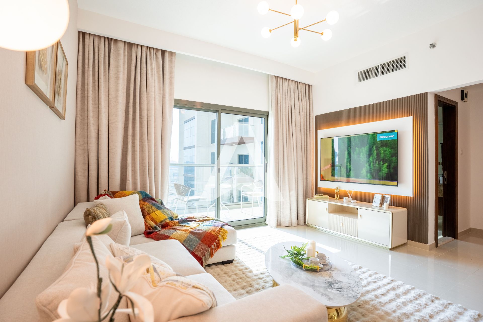 Zero Commission | Large Layout| Open House 14 Feb.