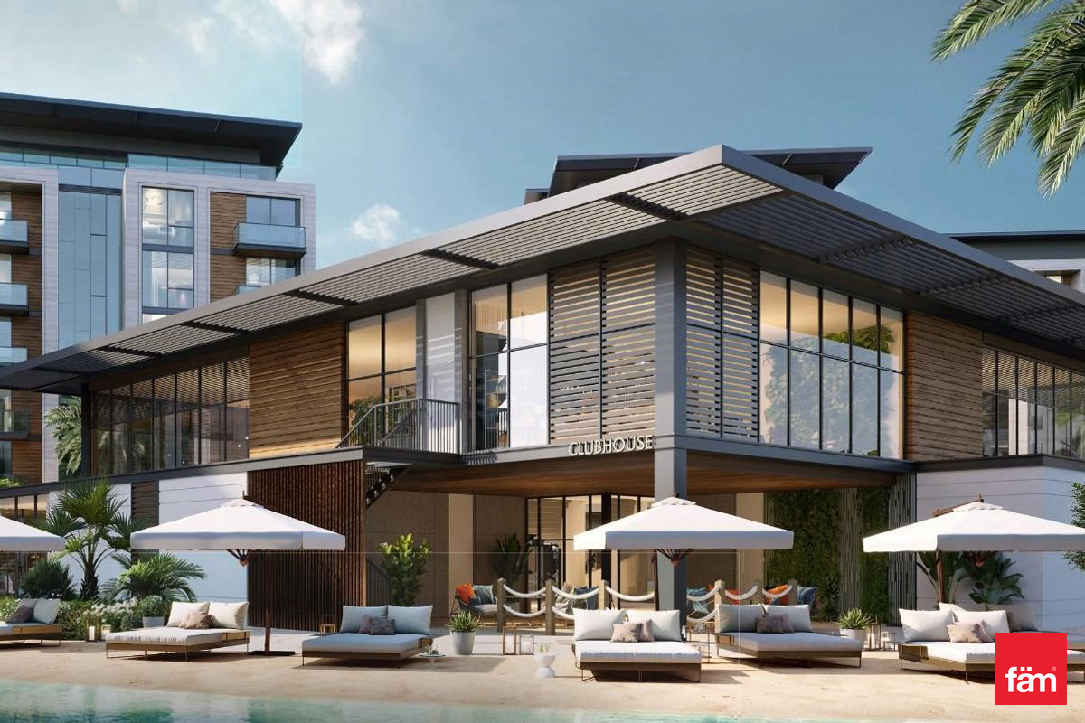Completion Q3 2028 | 70/30 Plan | Prime Location