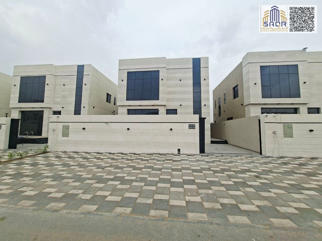 No registration fees, private pool, affordable monthly installments, bank financing with salary guarantee, freehold for all nationalities.