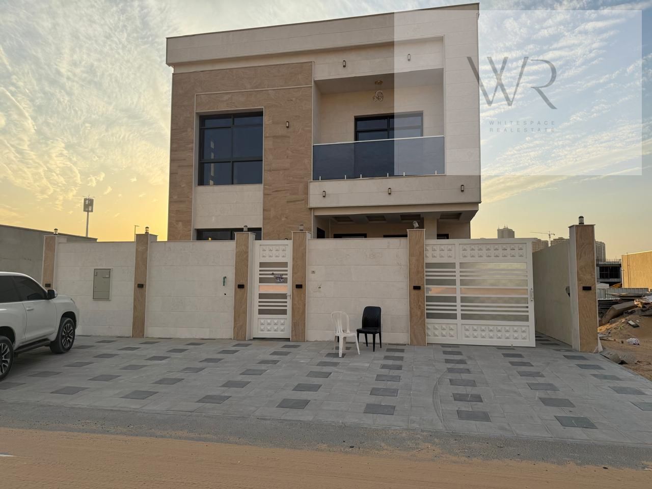 Villa for sale in Alamra