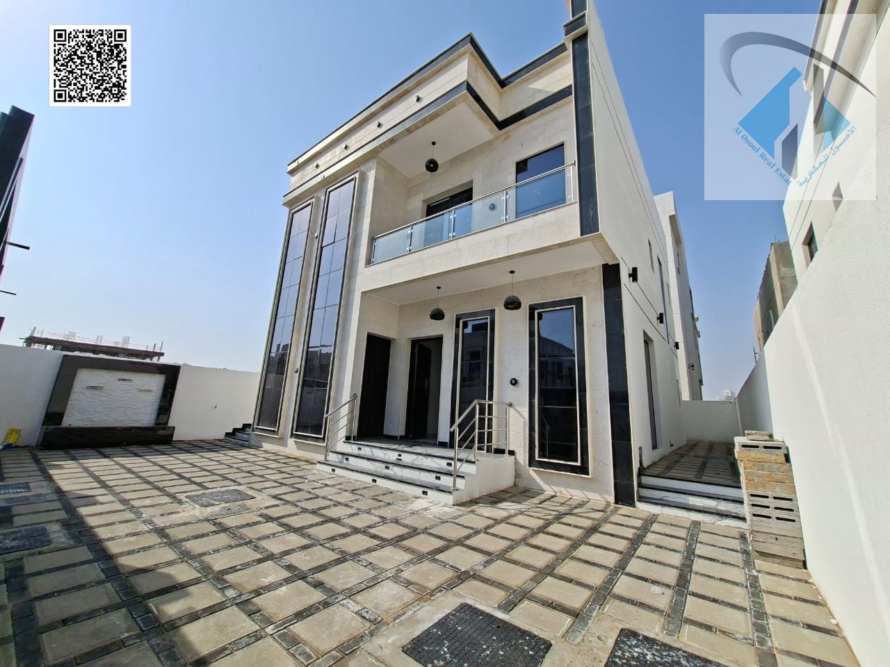 Villa for sale directly from the owner at a bargain price and without a down payment. A modern villa near the mosque, one of the most luxurious villas