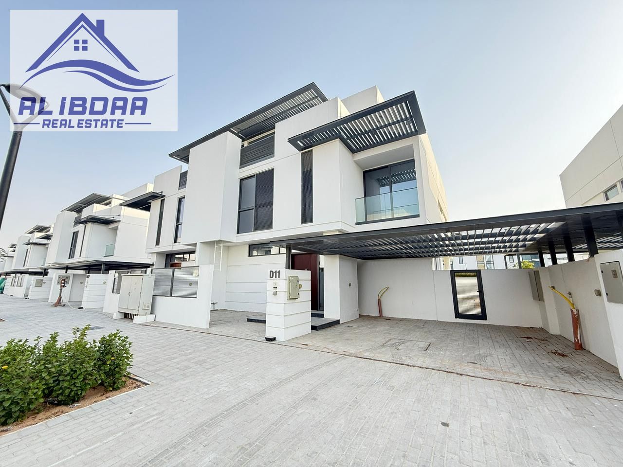 Beachfront Villa for Rent – Al Hamriyah