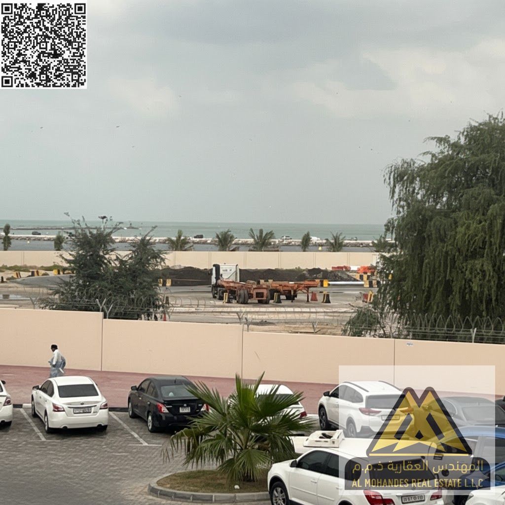 First row from the Corniche | Unique sea view | Suitable for all families due to its proximity to all services.