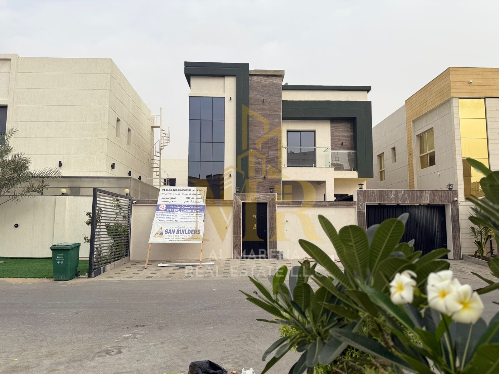 Villa for sale in Al Yasmin area, near a park. A quiet and upscale neighborhood, ideal for families, and in a prime location close to all amenities.