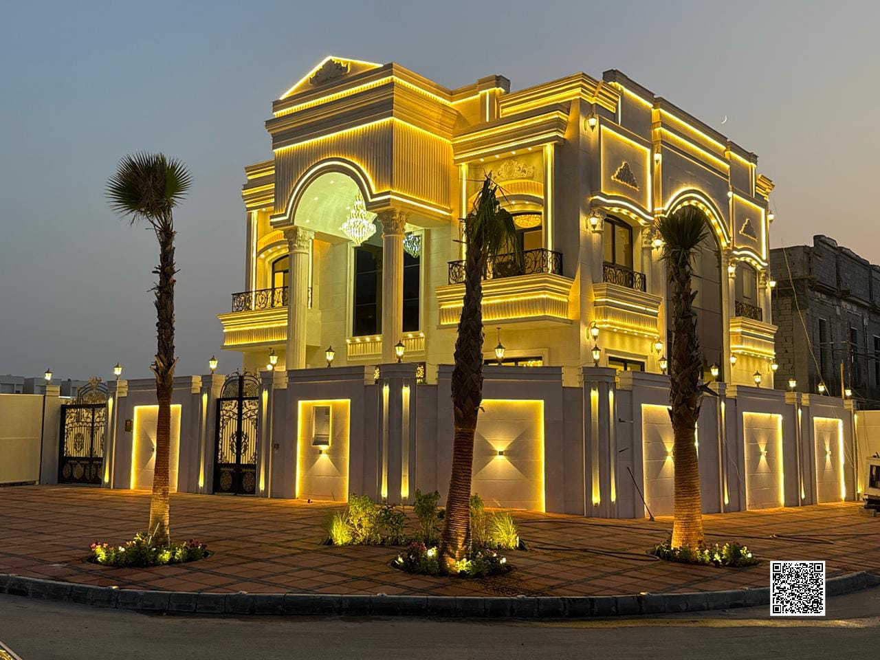 Your dream villa: a classic 3-story villa with excellent finishes, including registration and ownership fees. Strategically located in one of Ajman's