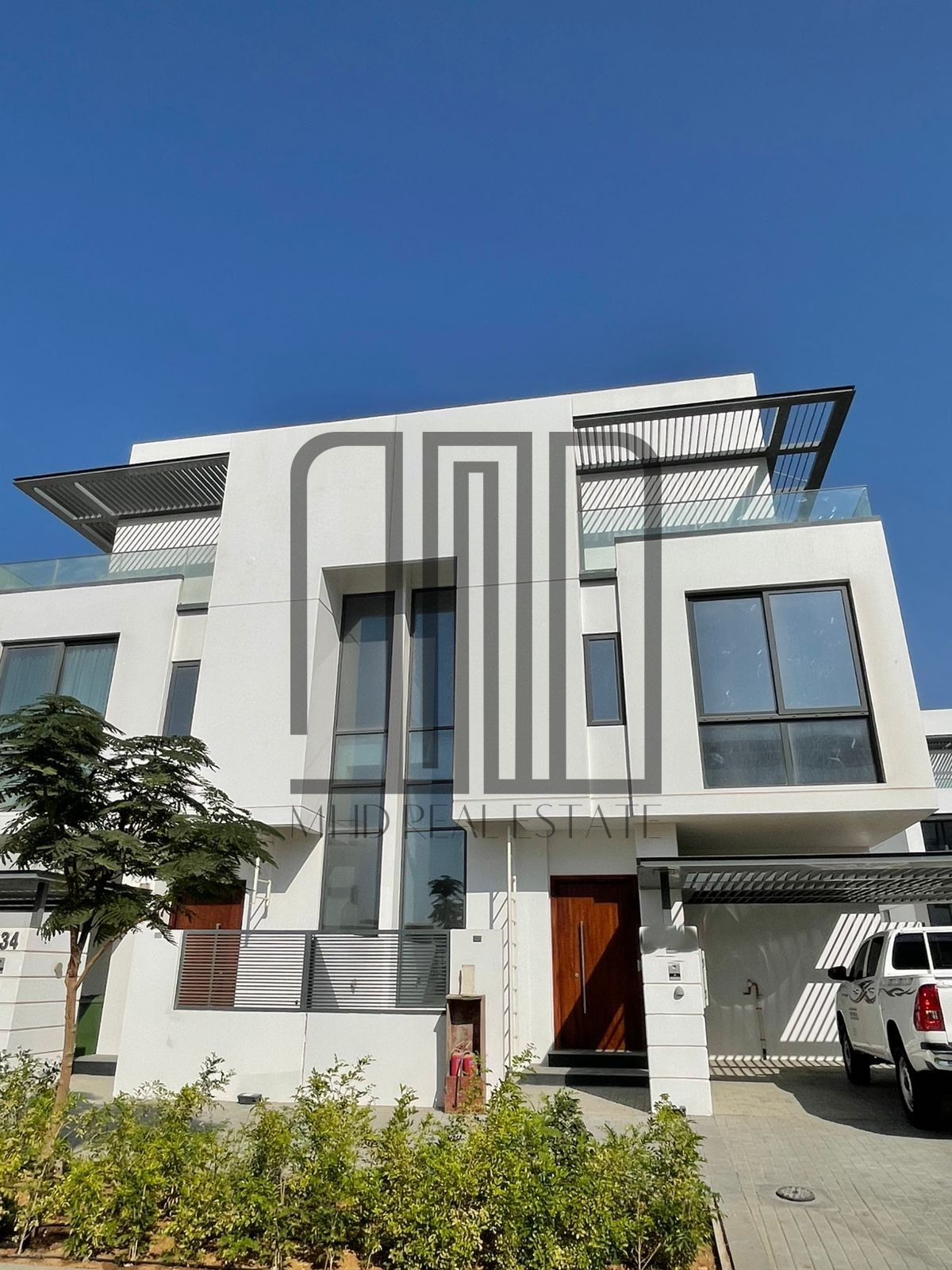 Luxurious 4-Bedroom Beachfront Villa | Spacious Living & Sea Views