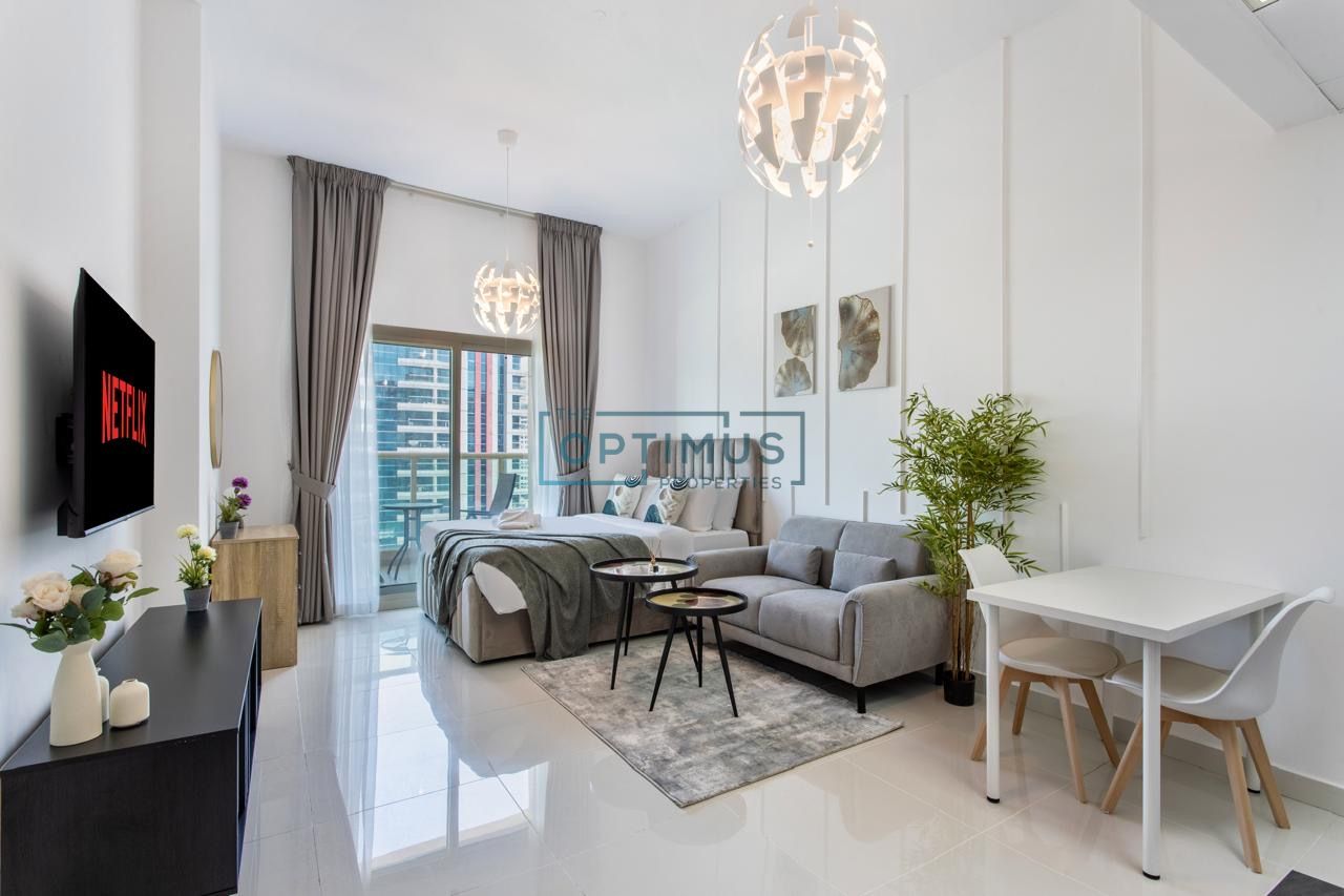 Mid Floor | Beautifully Furnished | Vacant 9/3/26