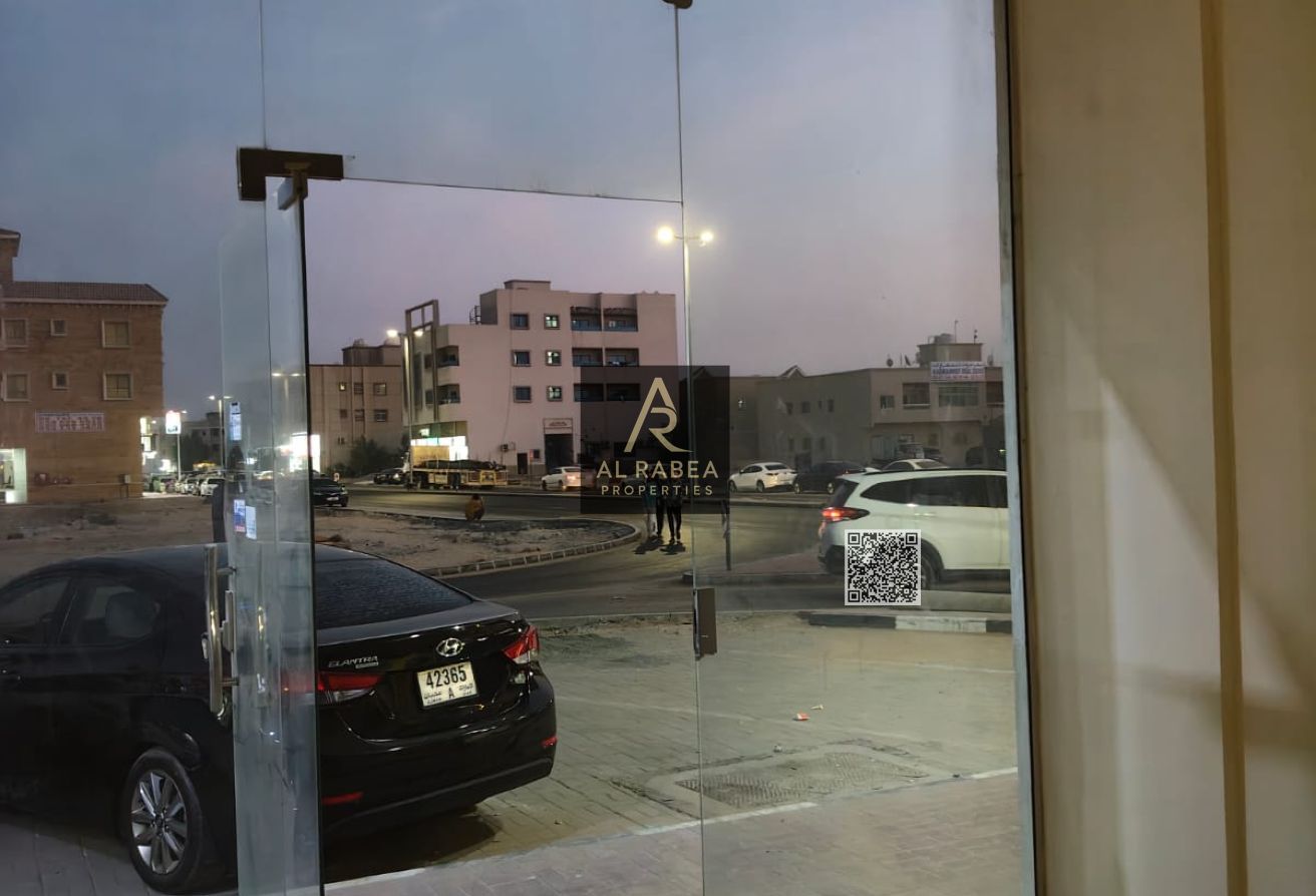 Investment opportunities - Prime location - Easy access to Dubai and Sharjah