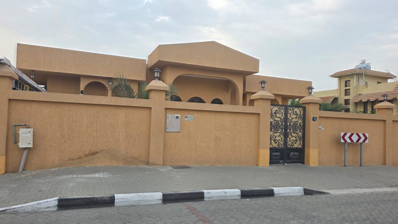 For Sale: Single-Story Villa in Al Falaj, Al Raqqa Suburb, Sharjah