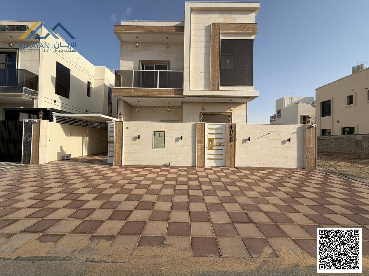 Freehold ownership for all nationalities, including electricity and water connections, and personalized finishing.